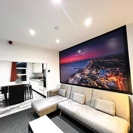The Pier Suite Serviced Apartment بلاكبول المظهر الخارجي الصورة